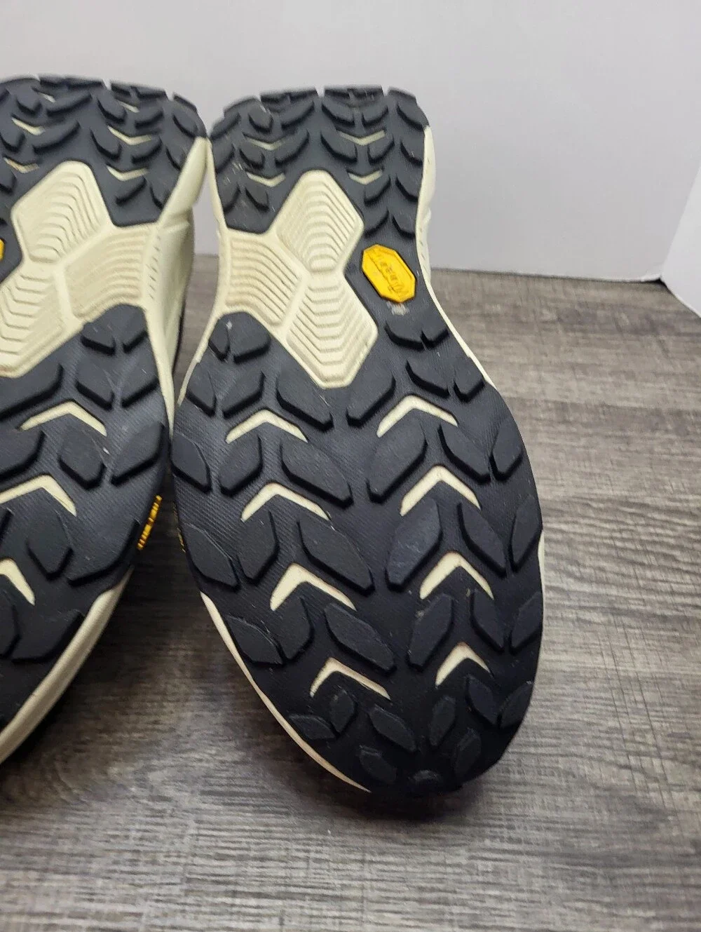 Hoka Transport Women Size 9 B Purple Smoky Quartz Oat Milk Trail Running Shoes